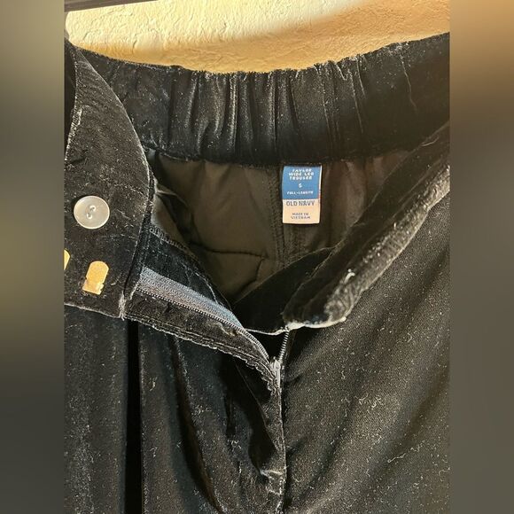 Velvet wide leg pants, black, pockets,back pocket, great preloved condition - Picture 9 of 15